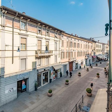 Appartamento Piazza Garibaldi - F&L Apartment Bréscia Exterior foto