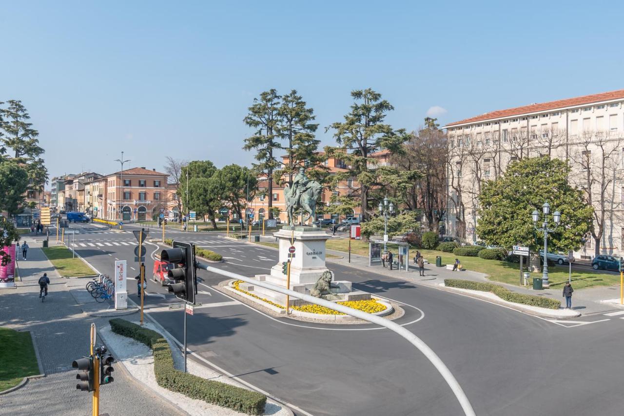 Appartamento Piazza Garibaldi - F&L Apartment Bréscia Exterior foto